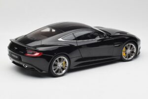 Aston Martin Vanquish Onyx Nero AUTOart 1:18 70247 Pressofusione — immagine 3 di 8