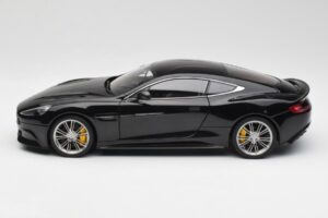 Aston Martin Vanquish Onyx Nero AUTOart 1:18 70247 Pressofusione — immagine 4 di 8
