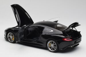 Aston Martin Vanquish Onyx Nero AUTOart 1:18 70247 Pressofusione — immagine 5 di 8