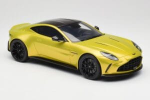 Aston Martin Vantage Cosmopolitan Yellow GT Spirit 1:18 GT514 Resina — immagine 4 di 6