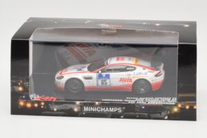 Aston Martin Vantage V8 GT4 #85 Avia Racing Team Louisoder / Niemeyer / Lamberty / Neuhorn 24 Hours Nurburgring 2011 Minicham — immagine 4 di 4
