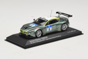 Aston Martin DBRS9 #6 M. Engel / K. Lechner ADAC 24 Hours Nurburgring 2008 Minichamps 1:43 400081306 Pressofusione — immagine 2 di 4