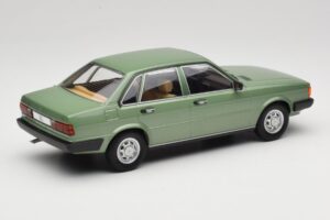 Audi 80 B2 Verde MCG 1:18 MCG18525 Pressofusione — immagine 2 di 6