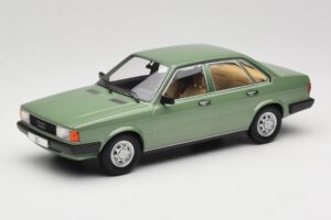 Audi 80 B2 Verde MCG 1:18 MCG18525 Pressofusione