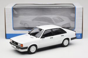Audi 80 B2 GTE Bianco MCG 1:18 MCG18527 Pressofusione — immagine 6 di 6