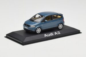 Audi A2 Blue Metallic Minichamps 1:43 20022200748005 Pressofusione — immagine 2 di 4