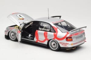 Audi A4 B5 #3 F. Biela DTM World Champion 1995 UT Models 1:18 39542 Pressofusione — immagine 5 di 8