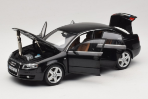 Audi A4 B6 3.2 Quattro Nero Minichamps 1:18 5010404125 Pressofusione — immagine 2 di 8