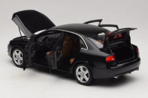 Audi A4 B6 3.2 Quattro Nero Minichamps 1:18 5010404125 Pressofusione — immagine 5 di 8