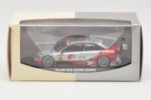 Audi A4 B6 #19 Sonax F. Stippler Joest Racing DTM 2005 Minichamps 1:43 5020500803 Pressofusione — immagine 4 di 4