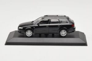 Audi A4 B7 Avant Nero Minichamps 1:43 AUDI008 Pressofusione