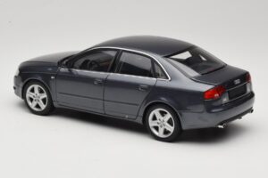 Audi A4 B7 Grigio Metallizzato Minichamps 1:18 100014400 Pressofusione — immagine 7 di 8