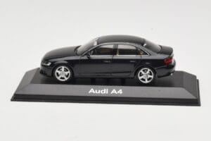 Audi A4 B8 3.2 Quattro Phantom Black Minichamps 1:43 5010704133 Pressofusione