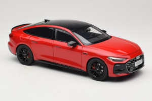 Audi A5L Sportback Rosso OEM 1:18 ZAM60004A Pressofusione — immagine 6 di 8