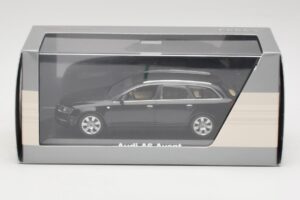 Audi A6 C6 Avant Phantom Nero Minichamps 1:43 5010406233 Pressofusione — immagine 4 di 4