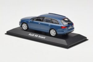 Audi A6 C6 Avant Stratos Blue Minichamps 1:43 5010406223 Pressofusione — immagine 3 di 4