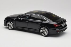 Audi A6L C8 Nero Paudi Model 1:18 42499 Pressofusione — immagine 7 di 8