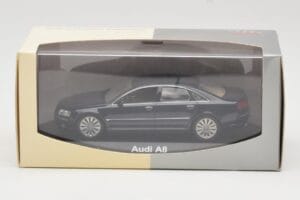Audi A8 D3 Blue Metallic Light Interior Minichamps 1:43 20000001386003 Pressofusione — immagine 4 di 4