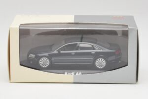 Audi A8 D3 Mauritius Blu Metallic Minichamps 1:43 5010508123 Pressofusione — immagine 4 di 4