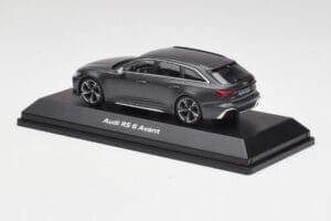 Audi RS6 C8 Avant Grigio Metallizzato Minichamps 1:43 5012016231 Pressofusione — immagine 3 di 4