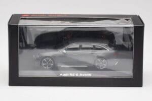 Audi RS6 C8 Avant Grigio Metallizzato Minichamps 1:43 5012016231 Pressofusione — immagine 4 di 4