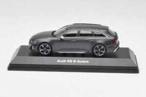 Audi RS6 C8 Avant Grigio Metallizzato Minichamps 1:43 5012016231 Pressofusione