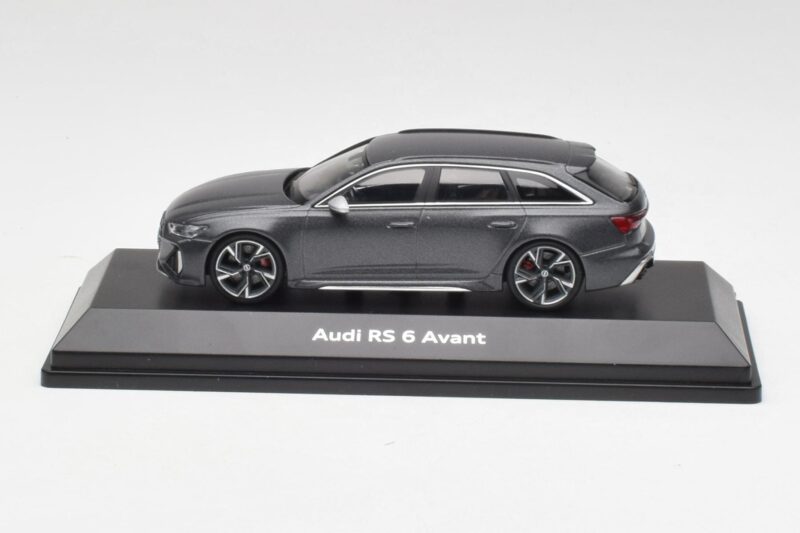 Audi RS6 C8 Avant Grigio Metallizzato Minichamps 1:43 5012016231 Pressofusione