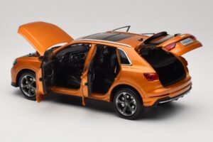 Audi Q3 F3 Orange Metallic Paudi Model 1:18 05962Q32019 Pressofusione — immagine 5 di 8