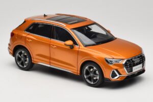 Audi Q3 F3 Orange Metallic Paudi Model 1:18 05962Q32019 Pressofusione — immagine 6 di 8
