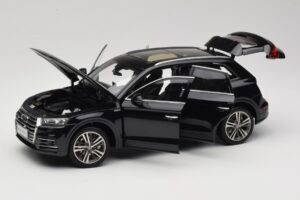 Audi Q5L FY Nero Paudi Model 1:18 26732 Pressofusione — immagine 2 di 8