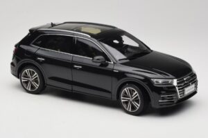 Audi Q5L FY Nero Paudi Model 1:18 26732 Pressofusione — immagine 6 di 8