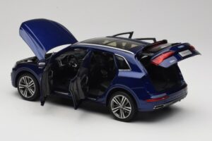 Audi Q5L FY Blu Paudi Model 1:18 33729 Pressofusione — immagine 5 di 8