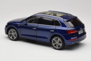 Audi Q5L FY Blu Paudi Model 1:18 33729 Pressofusione — immagine 7 di 8