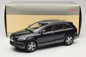 Audi Q7 4L Lava Grey Minichamps 1:18 5010507625 Pressofusione — immagine 8 di 8