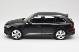 Audi Q7 4M Nero Opaco Minichamps 1:18 110014001 Pressofusione — immagine 4 di 8