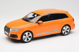 Audi Q7 4M Arancione Metallic Minichamps 1:18 110014004 Pressofusione