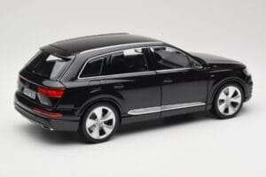 Audi Q7 4M Orca Black Minichamps 1:18 5011407625 Pressofusione — immagine 3 di 8