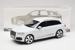 Audi Q7 4M Bianco Minichamps 1:18 110014000 Pressofusione — immagine 8 di 8