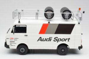Audi Quattro A2 M. Mouton / F. Pons Tour de Corse 1983 Con VW LT35 Otto 1:18 OT418 Resina — immagine 4 di 6