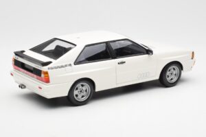 Audi Quattro Bianco Minichamps 1:18 155016120 Pressofusione — immagine 2 di 6