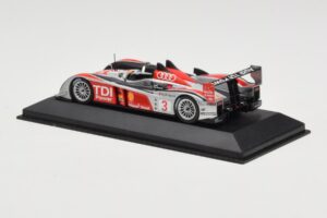 Audi R10 TDI LMP1 #3 L. Luhr / A. Premat / M. Rockenfeller 24 Hours of Le Mans 2008 Minichamps 1:43 400089903 Pressofusione — immagine 3 di 4