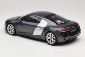 Audi R8 5.2 FSI Quattro Daytona Grey Kyosho 1:18 09216DG Pressofusione — immagine 6 di 7