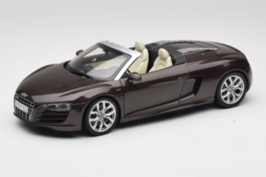 Audi R8 5.2 Spyder Teak Brown Kyosho 1:18 5010918525 Pressofusione