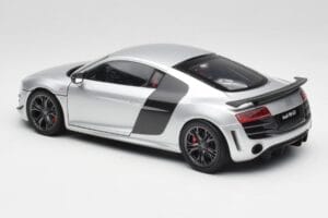Audi R8 GT Type 42 Ice Argento Metallic Kyosho 1:18 09218IS Pressofusione — immagine 7 di 8