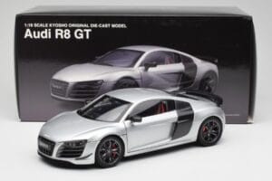 Audi R8 GT Type 42 Ice Argento Metallic Kyosho 1:18 09218IS Pressofusione — immagine 8 di 8
