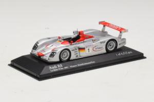 Audi R8 LMP #1 F. Biela / E. Pirro / T. Kristensen 24 Hours of Le Mans Winner 2001 Minichamps 1:43 400011201 Pressofusione — immagine 2 di 4