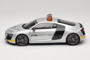 Audi R8 Safety Car 24 Hours of Le Mans 2008 Kyosho 1:18 09214DTM Pressofusione — immagine 3 di 8