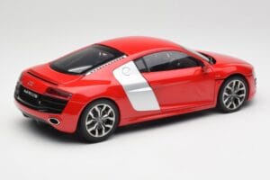 Audi R8 V10 Brilliant Rosso Kyosho 1:18 09216RR Pressofusione — immagine 3 di 8