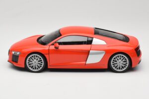 Audi R8 V10 Rosso Welly 1:18 18052W Pressofusione — immagine 4 di 8