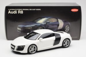 Audi R8 Type 42 Bianco Kyosho 1:18 09213W Pressofusione — immagine 8 di 8